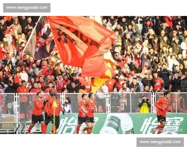 大连英博贺辽宁铁人冲超夺冠,辽足双雄启新篇